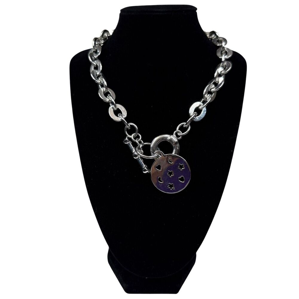 Chunky Silver Tone Oval Link Chain Necklace with Cutout Star Heart Pendant 17"